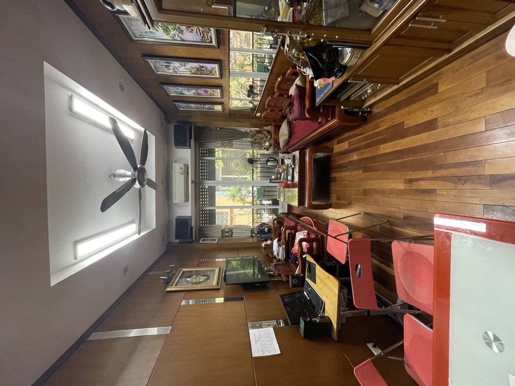 Bán nhà phân lô Hồng Hà, ô tô đua, vài bước ra phố cổ ăn sáng cafe