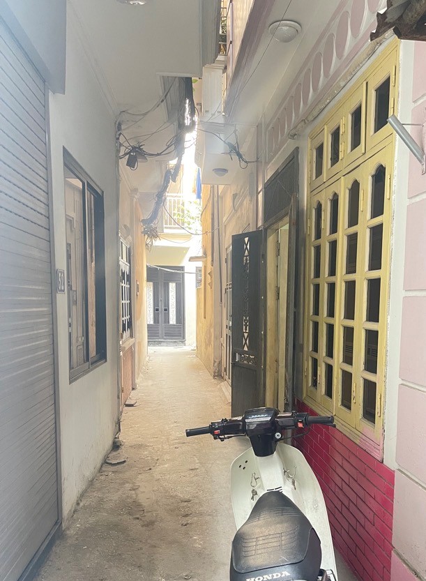 BÁN NHÀ THÀNH CÔNG - 2 MẶT THOÁNG - DÂN TỰ XÂY - GẦN TRƯỜNG, CHỢ - THÔNG CÁC NGẢ