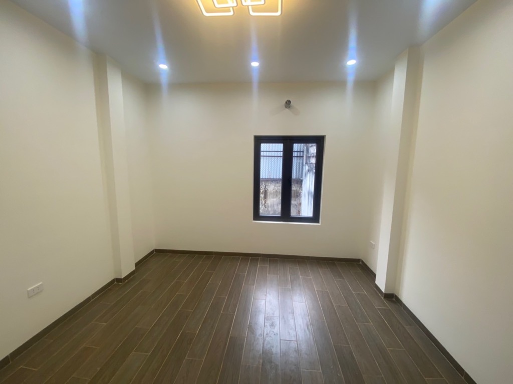 BÁN NHÀ TÔN ĐỨC THẮNG - 20M RA PHỐ - NGÕ THÔNG - TRUNG TÂM ĐỐNG ĐA.