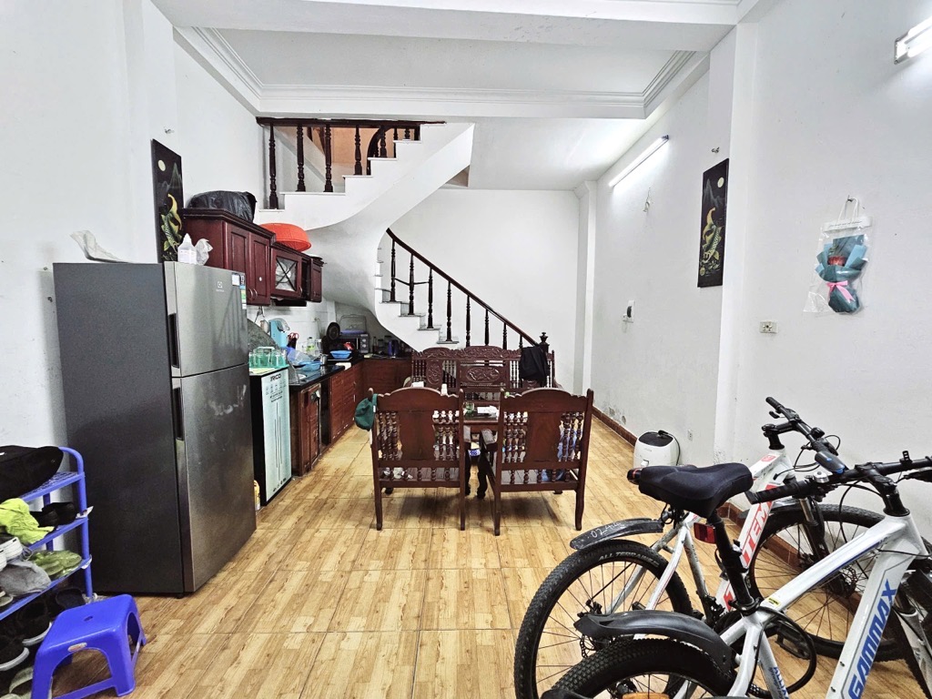 BÁN NHÀ VĂN CAO - DÂN XÂY CHẮC CHẮN - CÁCH MẶT PHỐ 30M - NGÕ BA GÁC - THÔNG CÁC NGẢ🌹