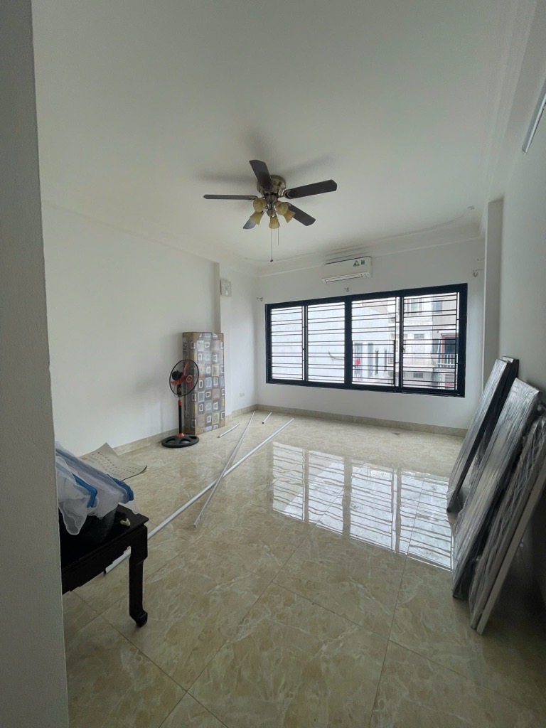 BÁN NHÀ BÁN ĐẢO HỒ TÂY - 7 TẦNG THANG MÁY - HIẾM - VÀI BƯỚC RA HỒ TÂY - KHU VỰC NHIỀU KHÁCH SẠN, HOMESTAY CHO NGƯỜI NƯỚC NGOÀI