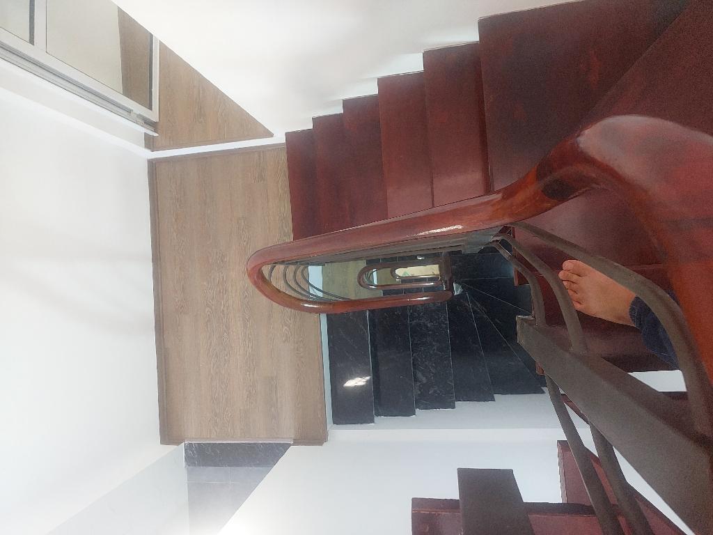 BÁN NHÀ MẶT NGÕ HOÀNG CẦU - 30M TỚI CHUNG CƯ TÂN HOÀNG MINH - 50M RA HỒ HOÀNG CẦU TẬP THỂ DỤC