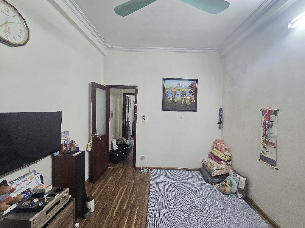 TRUNG TÂM QUẬN ĐỐNG ĐA - NHÀ NGÕ THÔNG - GẦN PHỐ - GẦN Ô TÔ - TIỆN ÍCH BẠT NGÀN