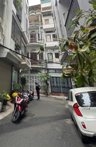 BÁN NHÀ PHÂN LÔ Ô TÔ PHỐ NGUYÊN HỒNG - HIẾM - 50M RA PHỐ - Ô TÔ ĐỖ TRÁNH THOẢI MÁI