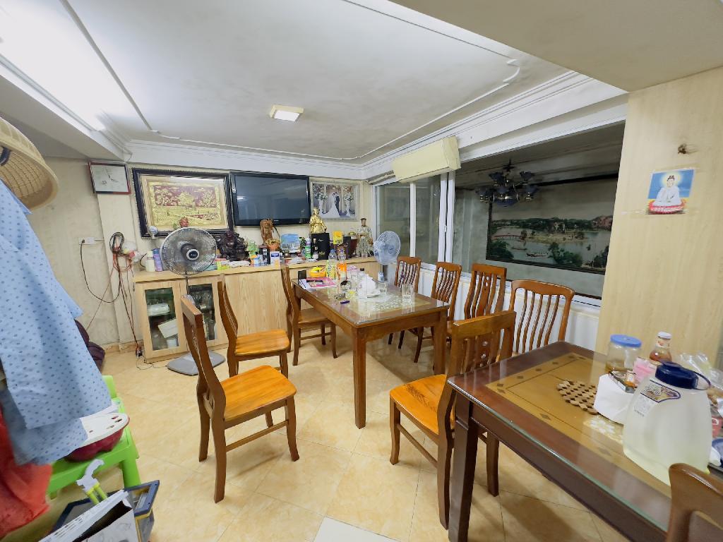 BÁN NHÀ ĐÊ LA THÀNH - CÁCH Ô TÔ 25M - NHÀ CHỦ TỰ XÂY CHẮC CHẮN - MẶT TIỀN KHỦNG