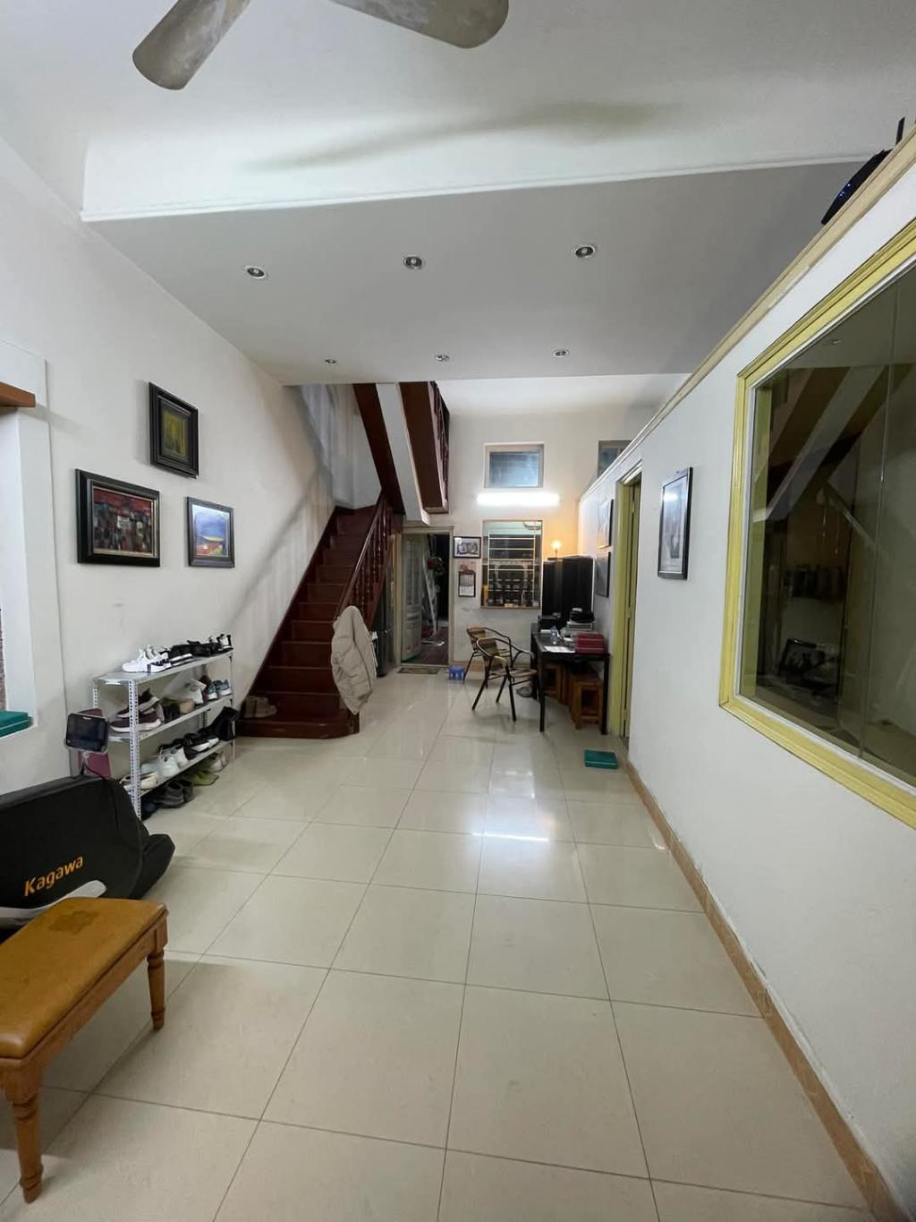 BÁN NHÀ ĐẶNG VĂN NGỮ - SÁT HỒ ĐẮC DI - NGÕ NÔNG GẦN PHỐ - SỔ VUÔNG VẮN - PHÙ HỢP XÂY CHDV