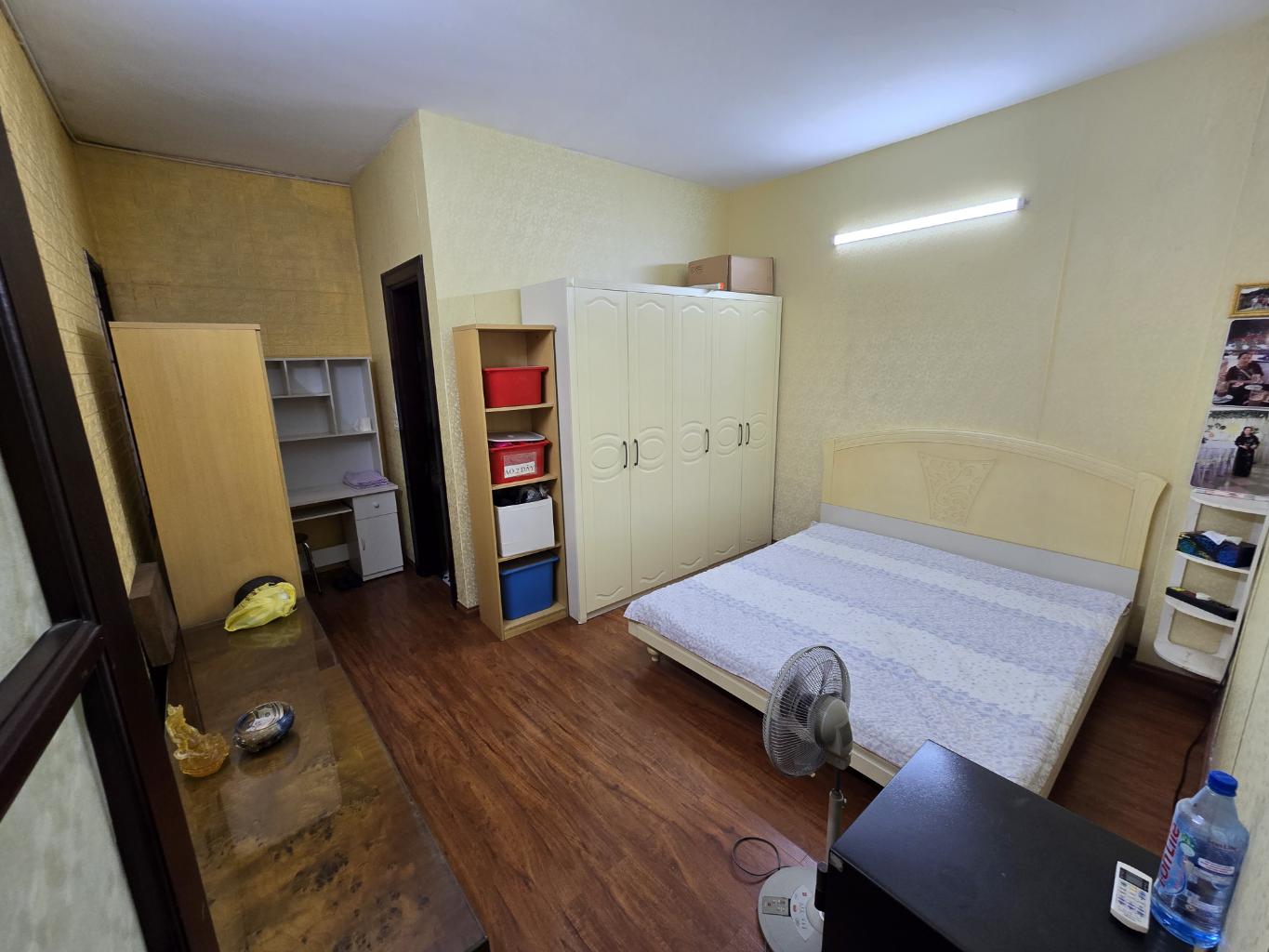 BÁN NHÀ MẶT NGÕ Ô TÔ ĐỖ CỬA PHỐ LÁNG HẠ - NGÕ NÔNG RỘNG - KINH DOANH NHỎ - 15M RA MẶT PHỐ LÁNG HẠ