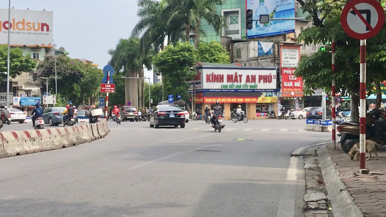 MẶT PHỐ GIẢNG VÕ - KINH DOANH ĐỈNH - TRUNG TÂM GIỮA NGÃ 4: GIANG VĂN MINH, GIẢNG VÕ, CÁT LINH, HÀO NAM