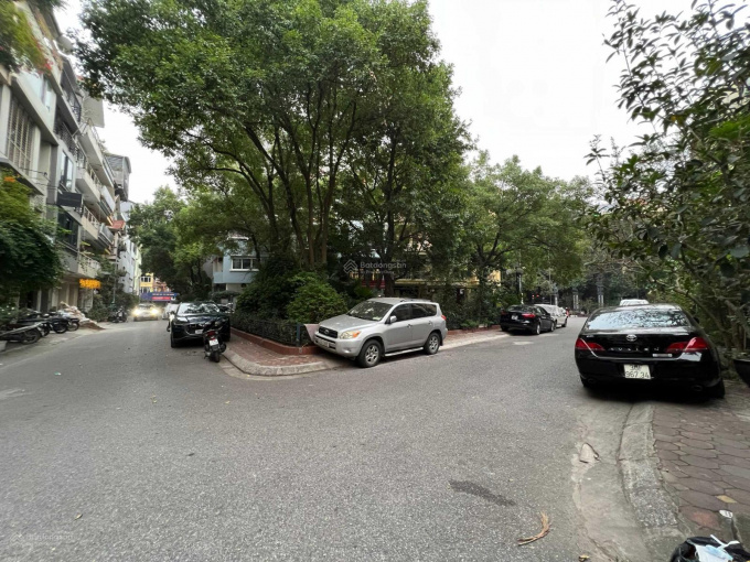 KHU PHÂN LÔ CHO CÁC CÁN BỘ LÃNH ĐẠO - LÔ GÓC - VỈA HÈ 2 BÊN - Ô TÔ TRÁNH, ĐỖ CẢ CHỤC XE