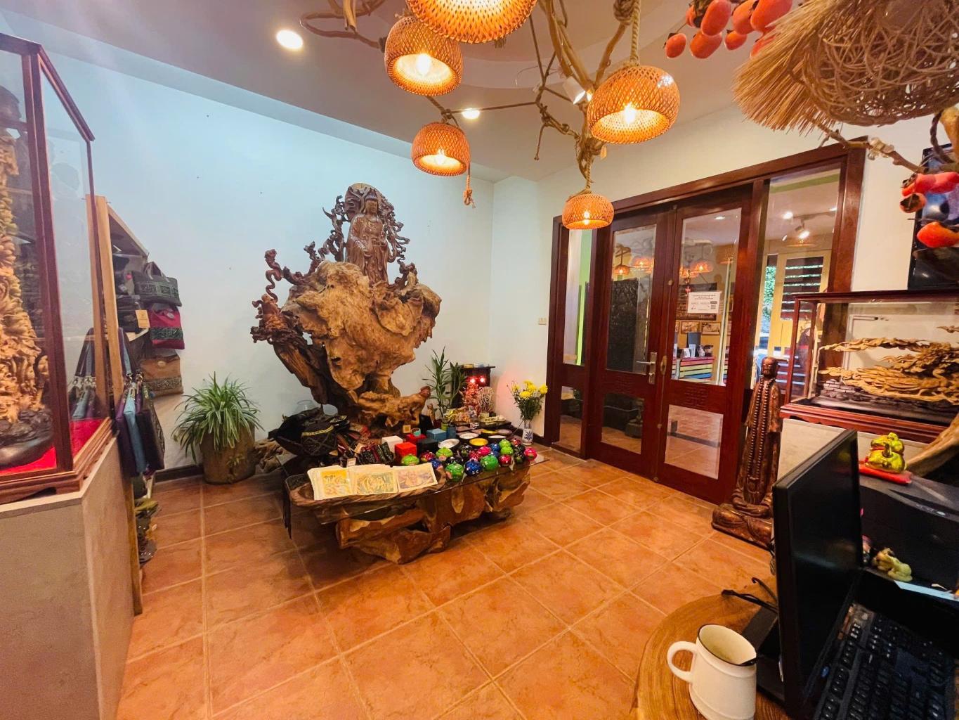 KHU PHÂN LÔ CHO CÁC CÁN BỘ LÃNH ĐẠO - LÔ GÓC - VỈA HÈ 2 BÊN - Ô TÔ TRÁNH, ĐỖ CẢ CHỤC XE