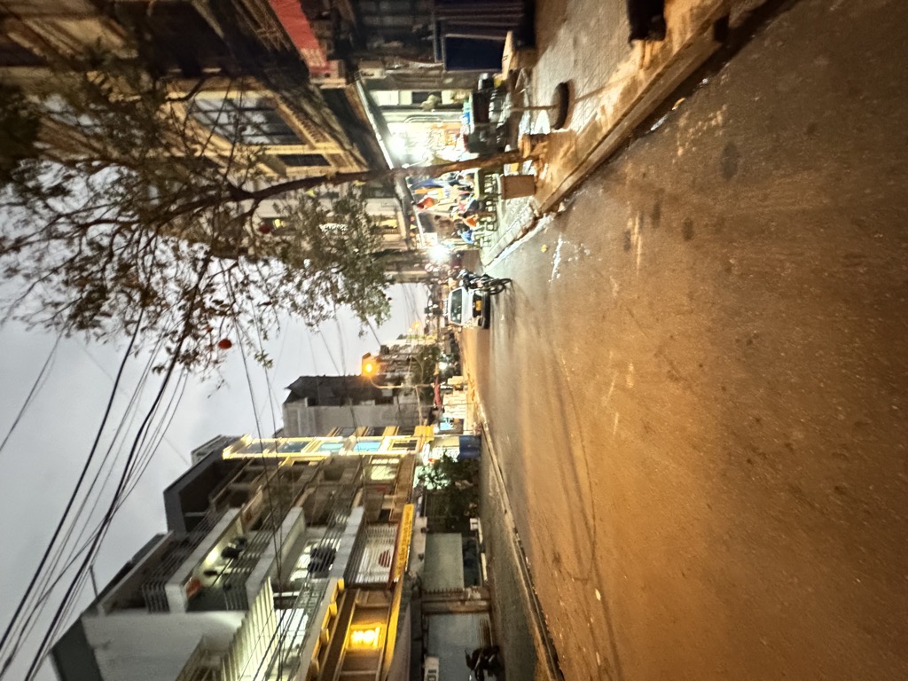 BÁN TOÀ NHÀ 10 TẦNG - THANG MÁY- VỊ TRÍ CỰC ĐỈNH - CHO THUÊ - KINH DOANH 