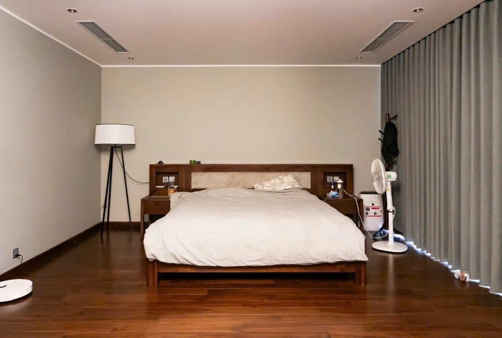 SIÊU HIẾM VỊ TRÍ ĐẲNG CẤP ĐẮT SẮT RA MIẾNG - CHÂN DÀI MẶT PHỐ - LÔ GÓC - BA ĐÌNH - NHÀ ĐẸP CHỦ TỰ XÂY DÒNG TIỀN ỔN ĐỊNH CAO 