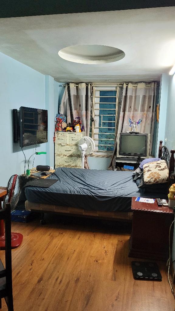 MẶT PHỐ - VỈA HÈ ĐÁ BÓNG - KINH DOANH SẦM UẤT NGÀY ĐÊM - GIÁ ĐẦU TƯ