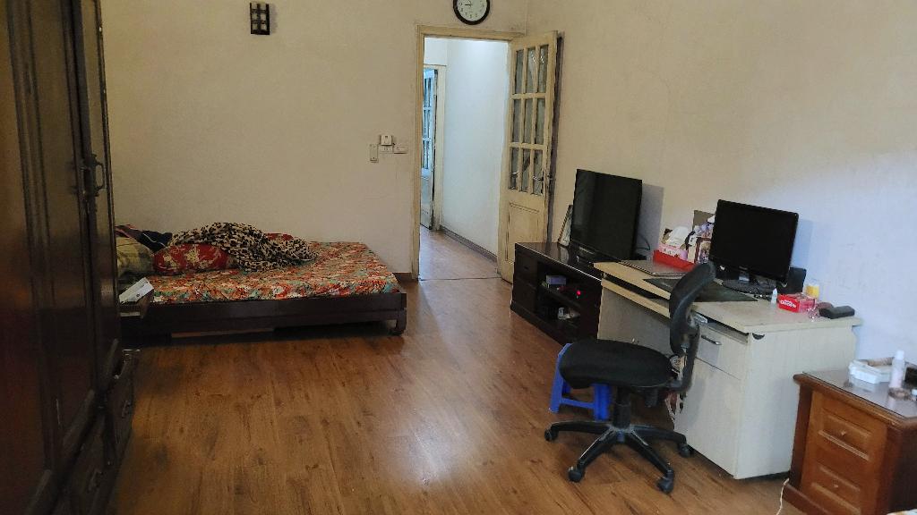 MẶT PHỐ - VỈA HÈ ĐÁ BÓNG - KINH DOANH SẦM UẤT NGÀY ĐÊM - GIÁ ĐẦU TƯ