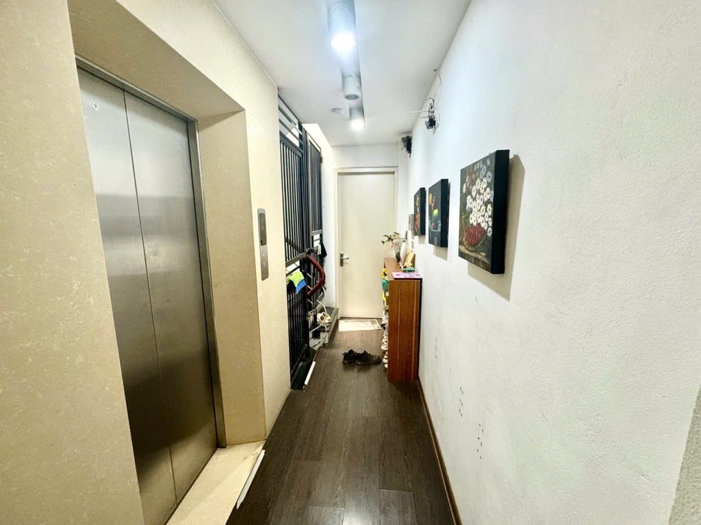 BÁN NHÀ YÊN LÃNG - PHÂN LÔ Ô TÔ - 6 TẦNG THANG MÁY - SAU 1 NHÀ RA PHỐ