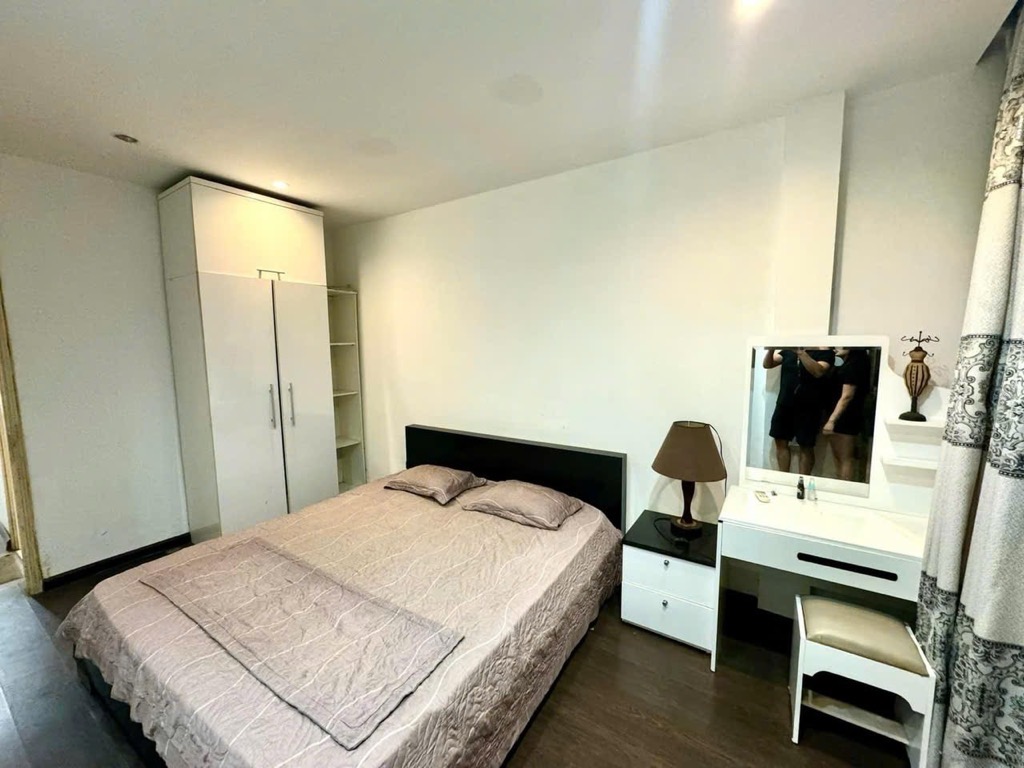 BÁN NHÀ YÊN LÃNG - PHÂN LÔ Ô TÔ - 6 TẦNG THANG MÁY - SAU 1 NHÀ RA PHỐ