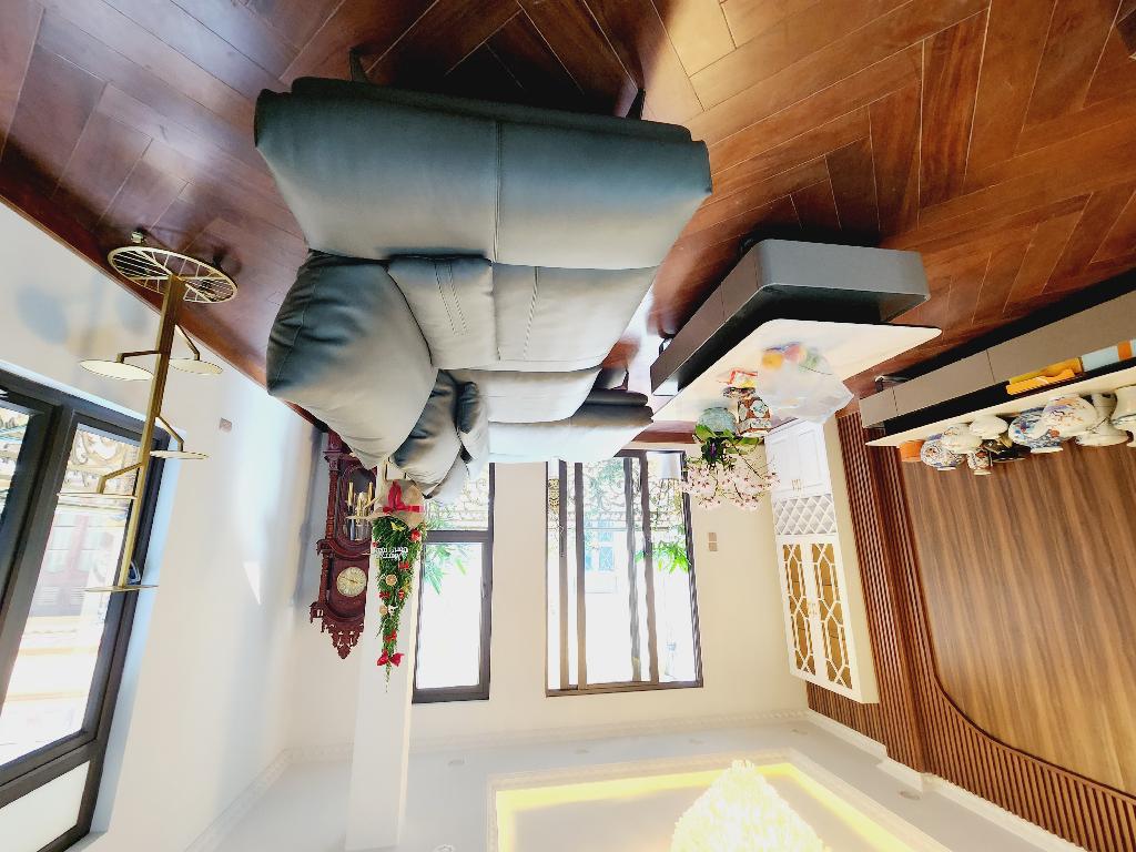 LÔ GÓC 3 THOÁNG - 7 TẦNG THANG MÁY - NỘI THẤT CAO CẤP - GARA - 3 Ô TÔ ĐỖ VÒNG QUANH NHÀ