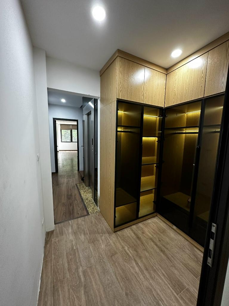 MẶT PHỐ ĐẶNG TIẾN ĐÔNG - 7 TẦNG THANG MÁY - 1 MẶT NGÕ 1 MẶT PHỐ - 3 THOÁNG - VỈA HÈ - DÒNG TIỀN CỰC ĐỈNH - FULL NỘI THẤT