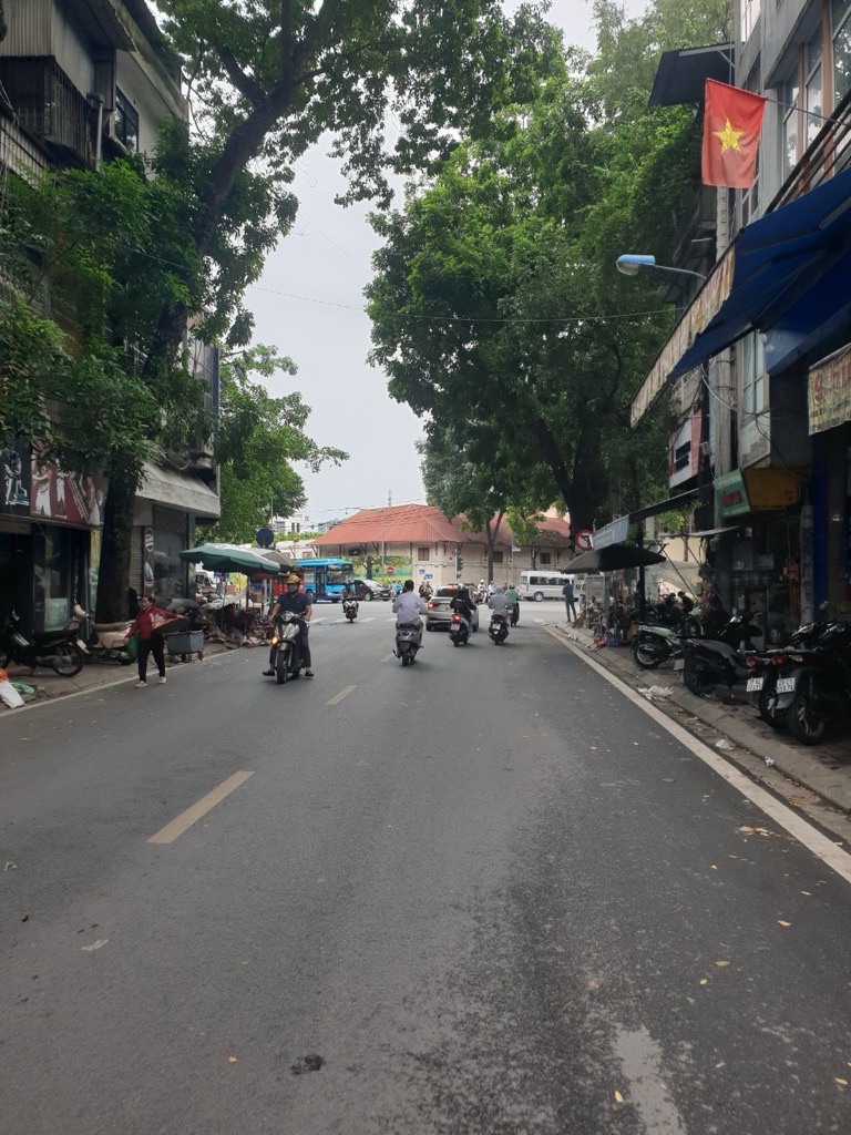 BÁN MẢNH ĐẤT MẶT PHỐ HÀNG CHÁO DIỆN TÍCH KHỦNG - THÍCH HỢP XÂY BUILDING TỔ HỢP DỊCH VỤ VĂN PHÒNG