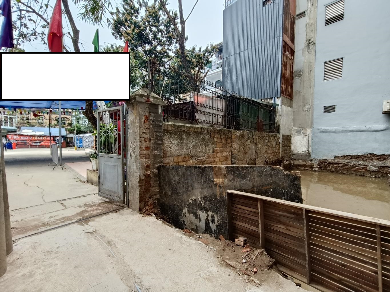 BÁN LÔ ĐẤT CẠNH SÂN CHƠI 600M2 - LÔ GÓC - 10M RA NGÕ Ô TÔ ĐỖ TRÁNH