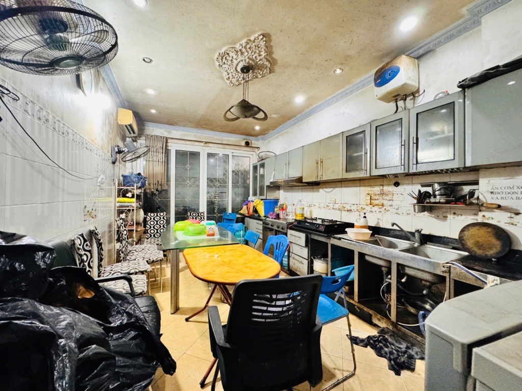 MẶT PHỐ VIP ĐỐNG ĐA - VỈA HÈ BÁT NGÁT - 6 TẦNG - SẴN Ô CHỜ THANG MÁY 