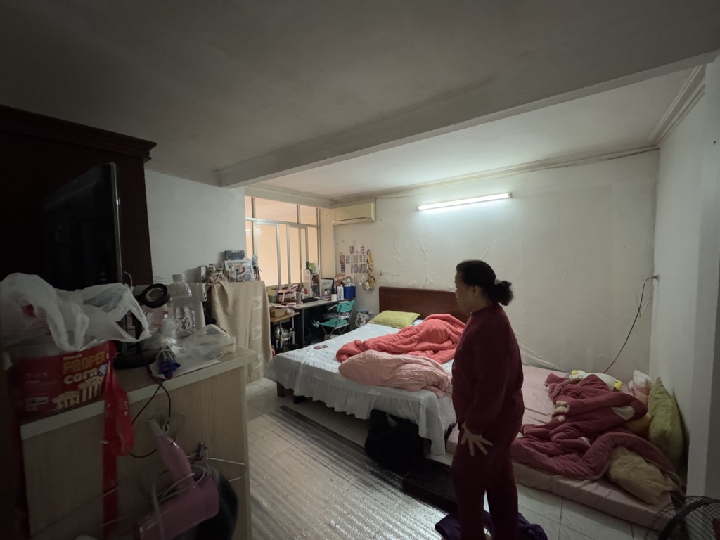 BÁN ĐẤT TẶNG NHÀ MẶT NGÕ Ô TÔ ĐỖ CỬA - 5M RA Ô TÔ TRÁNH KINH DOANH - THÔNG THOÁNG