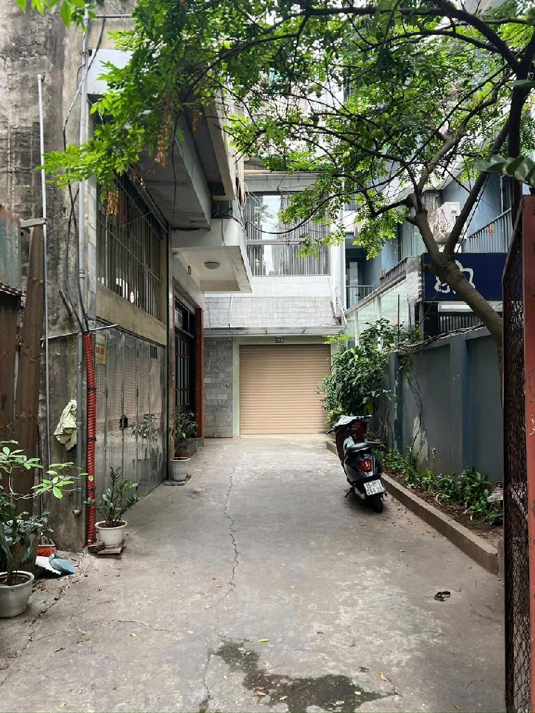 MẢNH ĐẤT VÀNG SÓT LẠI Ở LẠC LONG QUÂN - MẶT NGÕ KINH DOANH - GARA ÔTÔ - CÁCH PHỐ 3 NHÀ - MẶT TIỀN 15M \