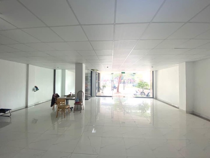 BÁN TOÀ NHÀ 9 TẦNG THANG MÁY PHỐ HOÀNG CẦU - VIEW HỒ HOÀNG CẦU, TÀU TRÊN CAO