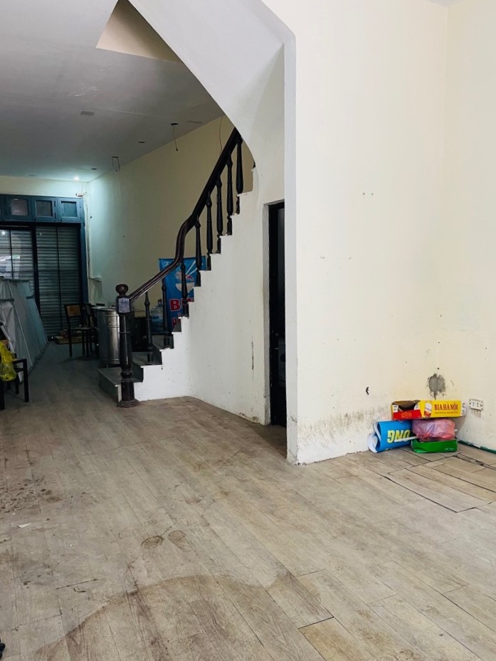 PHỐ VIP NGUYỄN CHÍ THANH - NHÀ MỘT MẶT PHỐ MỘT MẶT NGÕ SỔ NỞ HẬU - KINH DOANH ĐỈNH