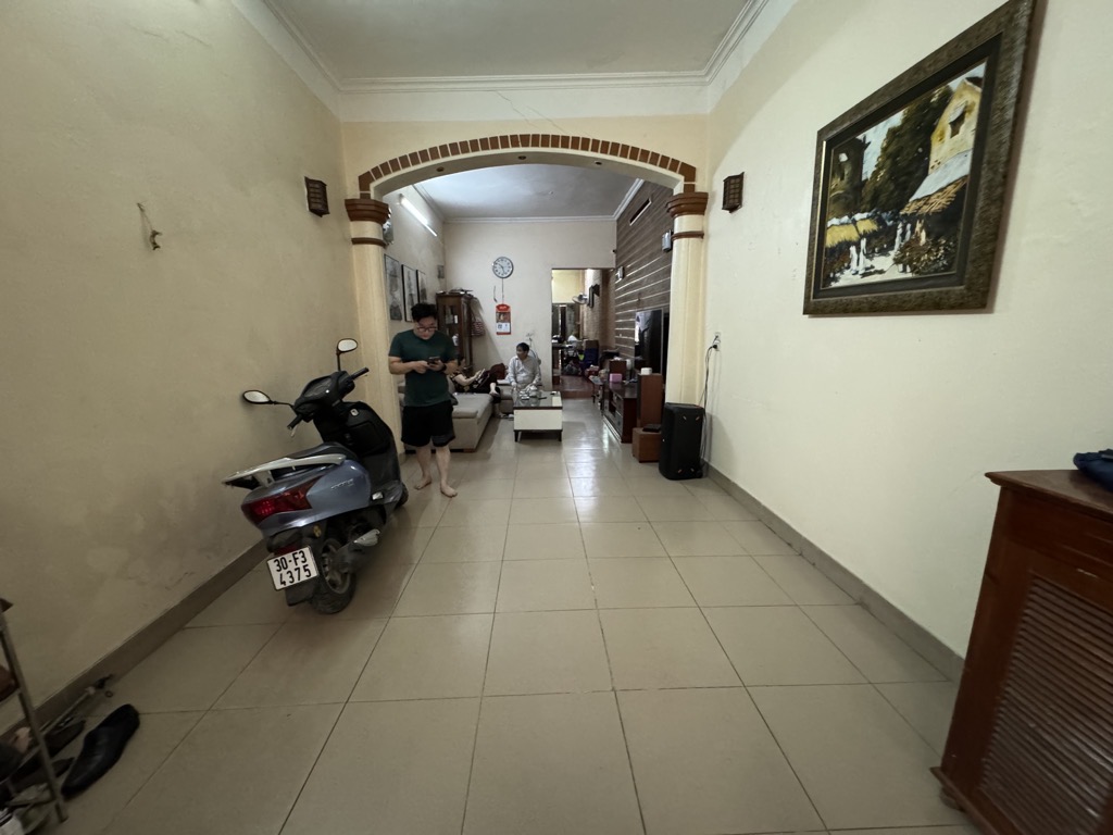 CỰC HIẾM CÓ - GIÁ ĐẦU TƯ - THOÁNG TRƯỚC SAU - DÂN XÂY - SỬA THÀNH CHUNG CƯ HẾT Ý