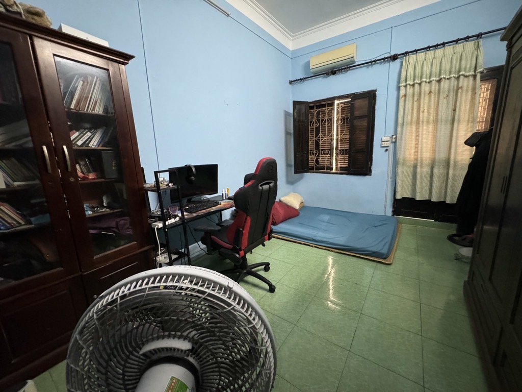 CỰC HIẾM CÓ - GIÁ ĐẦU TƯ - THOÁNG TRƯỚC SAU - DÂN XÂY - SỬA THÀNH CHUNG CƯ HẾT Ý