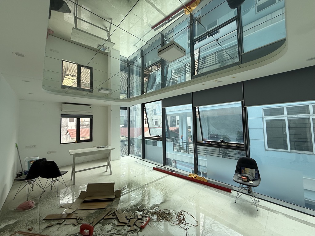 TOÀ VĂN PHÒNG 8 TẦNG THANG MÁY - PHÂN LÔ VIP THÁI HÀ - DÒNG TIỀN 1.2TỶ/NĂM - LÔ GÓC 2 MẶT NGÕ OTO TRÁNH 