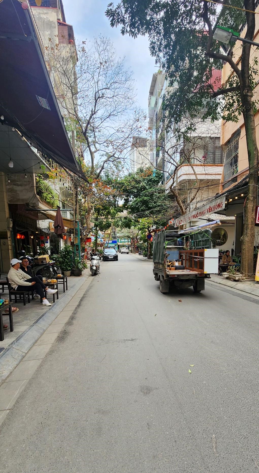 PHÂN LÔ - Ô TÔ TRÁNH NHAU - VỈa HÈ - KINH DOANH CAFE - KHU VỰC HIẾM NHÀ BÁN - THÔNG SỐ VÀNG