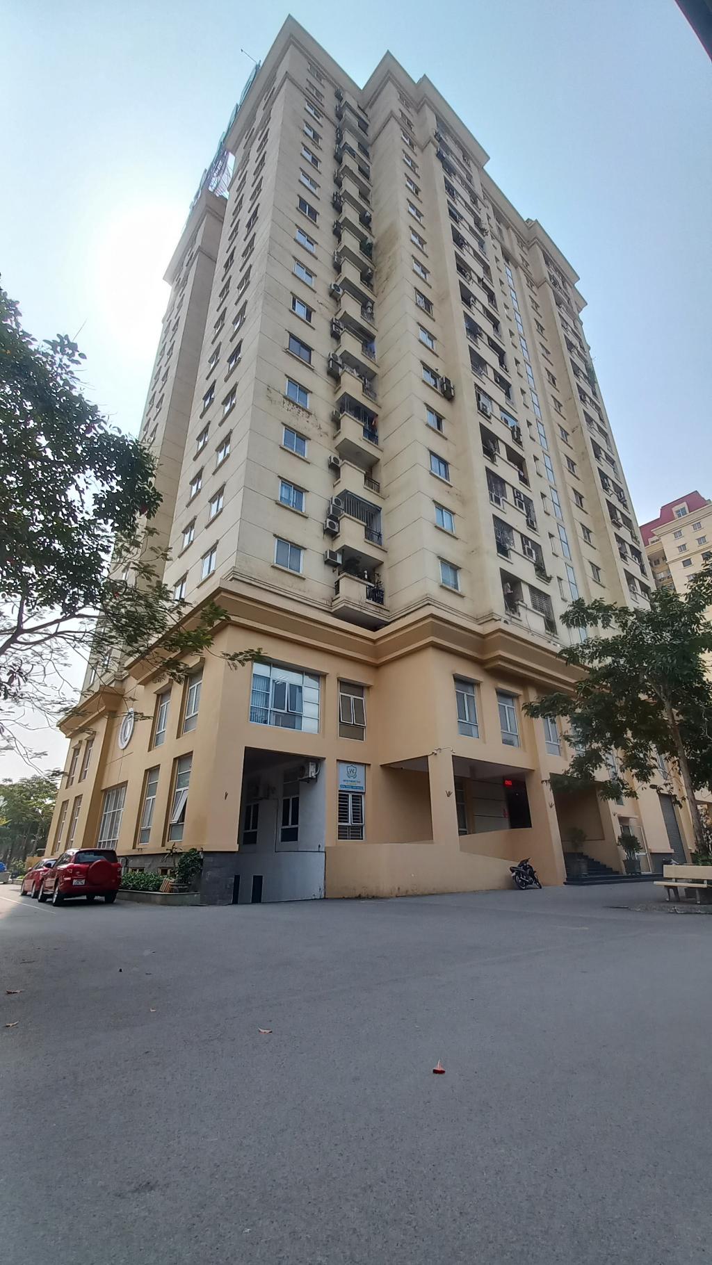 BÁN CĂN HỘ CHUNG CƯ CIPUTRA - MẶT ĐƯỜNG VÕ CHÍ CÔNG - VIEW LOTTE MART - 3 NGỦ - LÔ GÓC 3 THOÁNG - NỘI THẤT XỊN Ở LUÔN