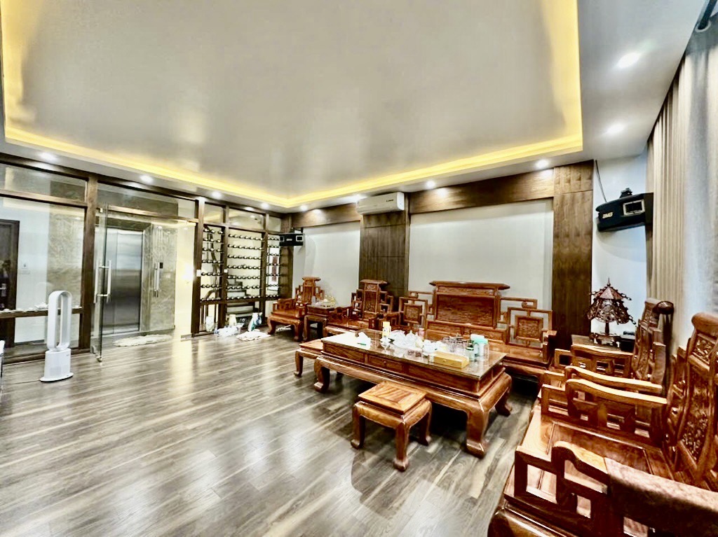 HIẾM - MẶT PHỐ NHÀ ĐẸP KINH DOANH CHỦ TỰ XÂY -  7 TẦNG THANG MÁY - LÔ GÓC 2 MẶT THOÁNG