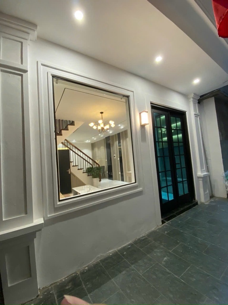 NHÀ RIÊNG PHỐ QUAN HOA - THIẾT KẾ ĐẸP - 50M RA ĐƯỜNG Ô TÔ - SÂN TRƯỚC NHÀ RỘNG THOÁNG