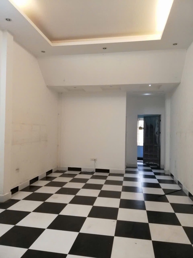 BÁN NHÀ MẶT PHỐ ĐÔNG CÁC, NGÃ 6 Ô CHỢ DỪA - VỈA HÈ ĐÁ BÓNG 