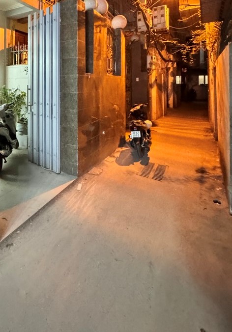 HIẾM - NGÕ THÔNG - LÔ GÓC - 3 THOÁNG - GIÁ ĐẦU TƯ - SỬA SANG LẠI VỀ Ở LÀ HẾT Ý