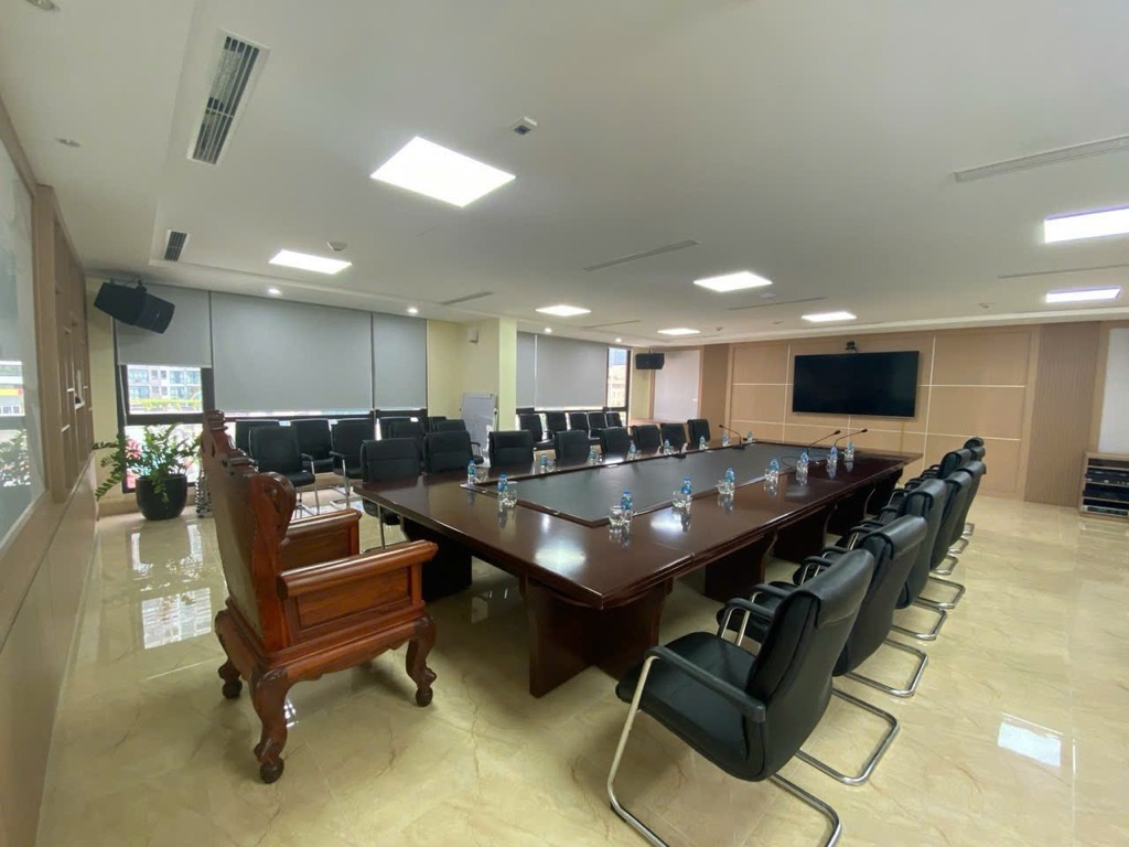 BUILDING MẶT PHỐ VÍP CẦU GIẤY - HAI MẶT TIỀN - VỈA HÈ ĐÁ BÓNG - KINH DOANH VÔ ĐỐI - DÒNG TIỀN KHỦNG 