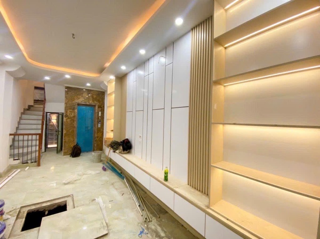 BÁN NHÀ RIÊNG 6 TẦNG THANG MÁY - QUÁ HIẾM TRONG PHÂN KHÚC 8 TỶ QUẬN BA ĐÌNH