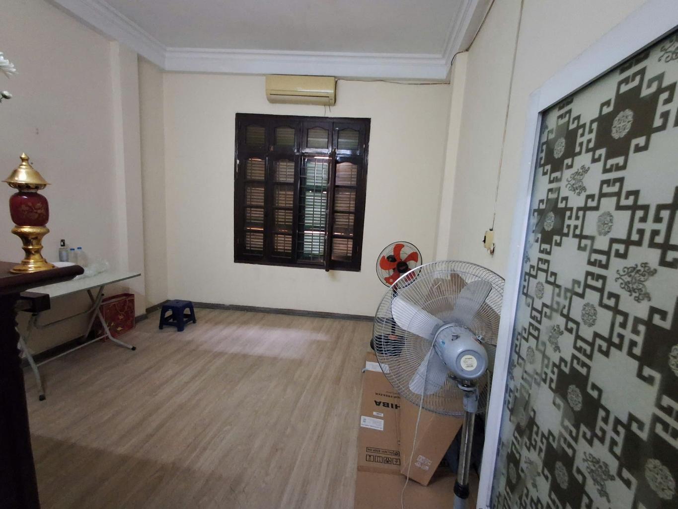  BÁN NHÀ MẶT NGÕ Ô TÔ - CÁCH VƯỜN HOA 1/6 40M - NỞ HẬU - GIÁ ĐẦU TƯ