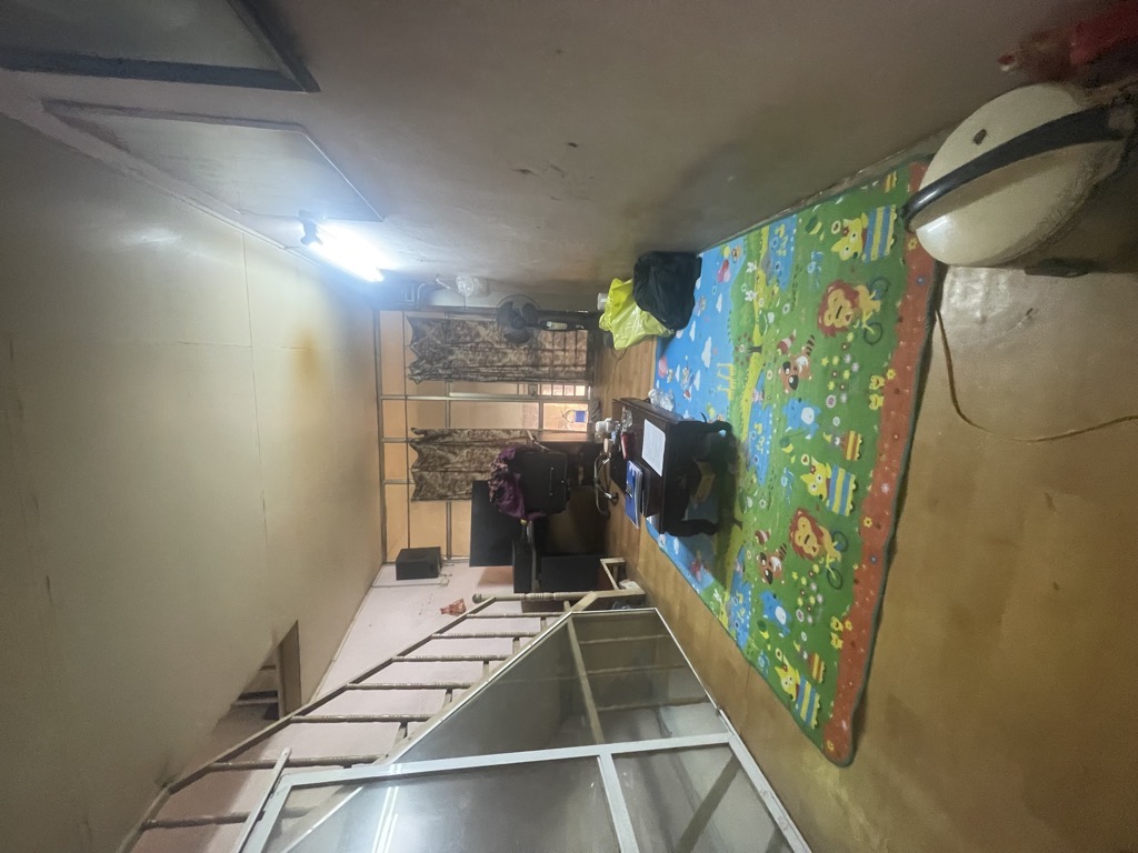 NHÀ 3 TẦNG MẶT PHỐ ĐÊ LA THÀNH - KINH DOANH - GẦN NÚT GIAO HÀO NAM, XÃ ĐÀN