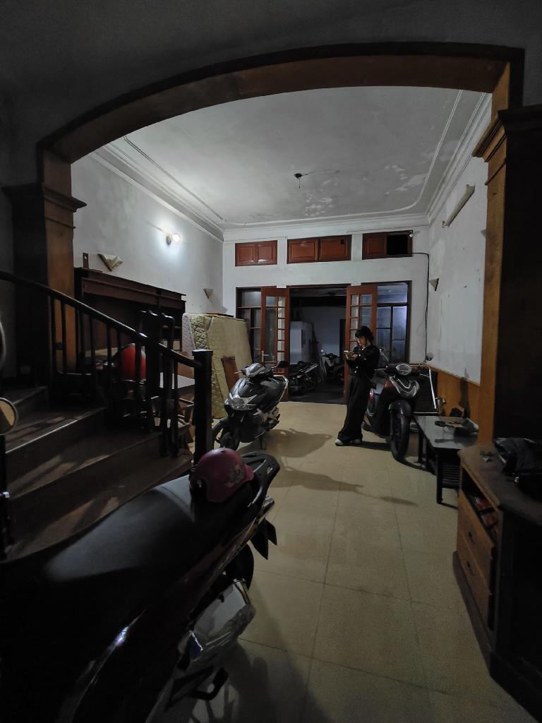 MẶT PHỐ KINH DOANH SẦM UẤT - LÔ GÓC - SẴN DÒNG TIỀN CHO THUÊ