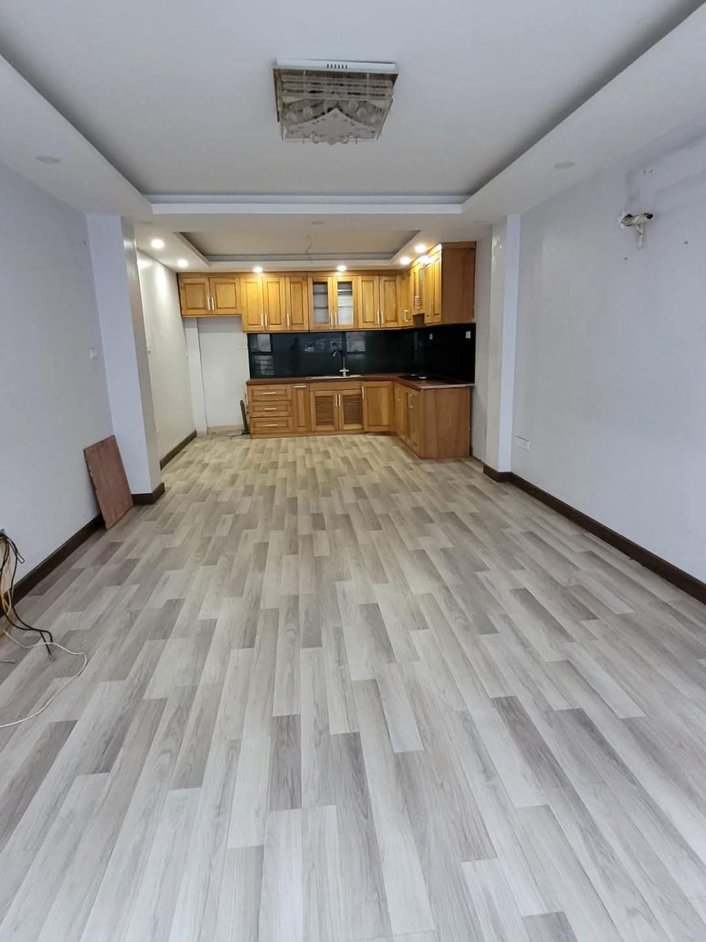 MẶT PHỐ TRUNG TÂM ĐỐNG ĐA - HAI MẶT TIỀN - NHÀ ĐẸP - VỊ TRÍ ĐẸP NHẤT PHỐ 