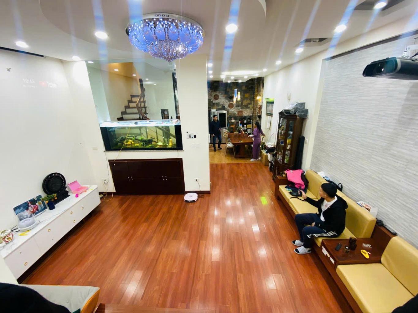 SIÊU PHẨM ĐỐNG ĐA - NGÕ Ô TÔ PHÂN LÔ BÀN CỜ - CÁCH VƯỜN HOA CÔNG VIÊN 100M 