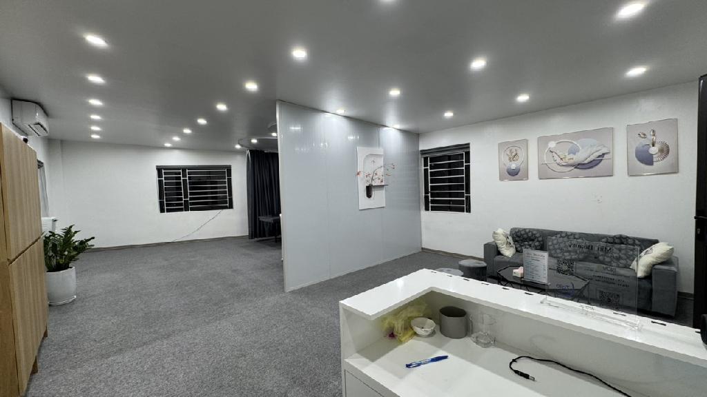 BÁN CĂN NHÀ 10 TẦNG - SAU 1 NHÀ RA MẶT PHỐ - CHO THUÊ DÒNG TIỀN