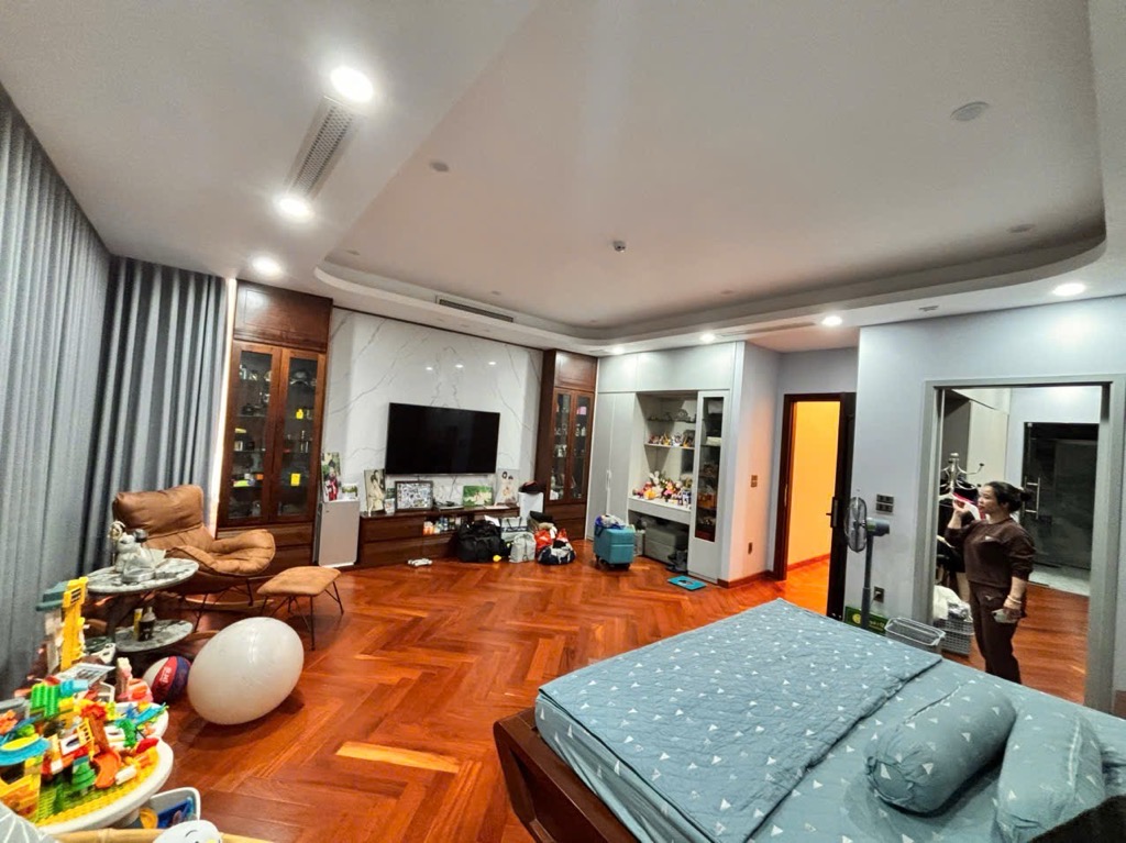 HÀNG HIẾM - KINH DOANH - DÒNG TIỀN KHỦNG - 8 TẦNG THANG MÁY - PCCC, HOÀN CÔNG ĐẦY ĐỦ