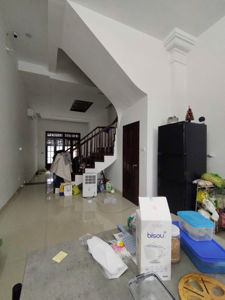 NHÀ MẶT NGÕ Ô TÔ DỪNG ĐỖ VÀO NHÀ - 30M RA MẶT PHỐ TRUNG KÍNH TO - 3 MẶT THOÁNG VĨNH VIỄN