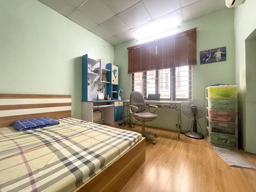 NGÕ THÔNG TỨ TUNG - TRƯỚC NHÀ 3 Ô TÔ TRÁNH - VÀI BƯỚC RA HỒ LINH QUANG 