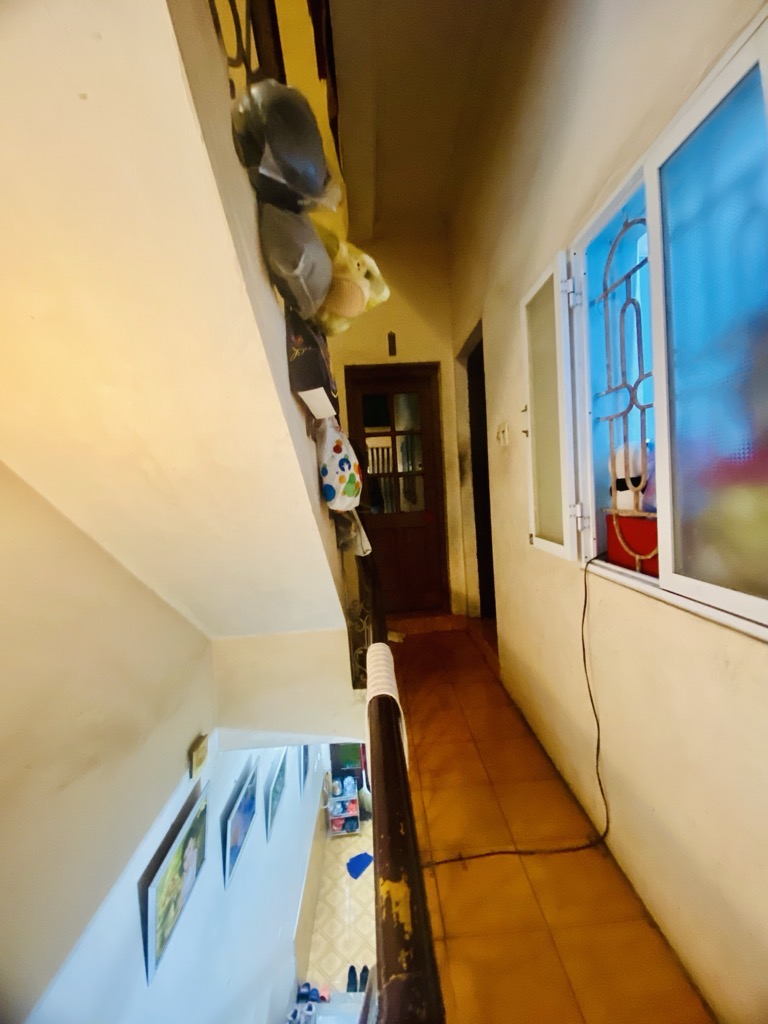 BÁN NHÀ RIÊNG ĐƯỜNG CẦU GIẤY - 2 THOÁNG - 20 RA MẶT NGÕ Ô TÔ 